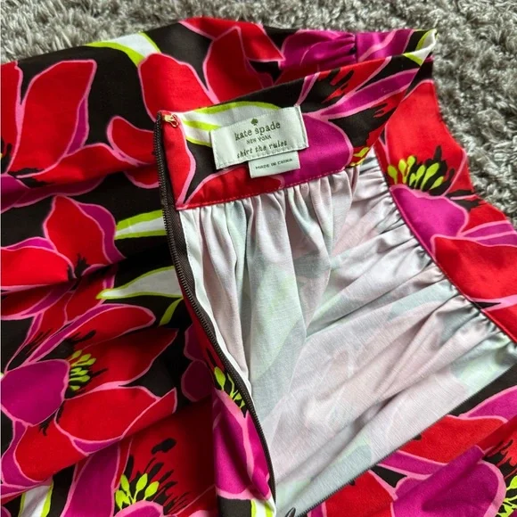 Kate Spade Coreen Cupcake Magenta Floral Preppy Fun Skirt Size 2 - Picture 9 of 11